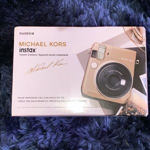 Michael kors camera, memories you can hold on to
